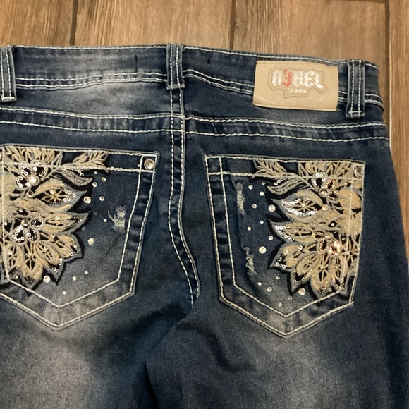 R3bel Jeans Woman’s 7/26Bootcut Denim Emblellished Stones Distressed - Picture 2 of 7